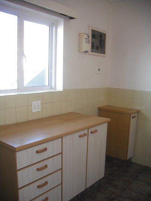 To Let 1 Bedroom Property for Rent in Fish Hoek Western Cape
